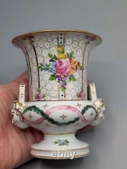 Stunning Chelsea porcelain campagna vase, 19th C, neoclassical style, Trident