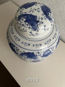 Very Large Chinese Blue & White Porcelain Ginger Jar Koi Carp Pattern 14
