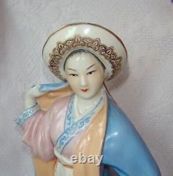 Vintage Chinese Porcelain Familie Rose Statue Figurine Lady Dream of Red Chamber