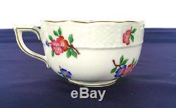 Vintage HEREND TEA CUPS & SAUCERS Set Rare HER34 Pattern, Hand Painted Porcelain
