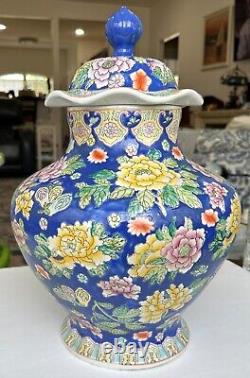 Vintage Large Chinese Porcelain Hand Painted Ginger Jar with Lid 18 Tall SIGNED