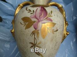 Vintage Urn Style Hand Painted Porcelain Raised Floral Table Lamp Gold Accents